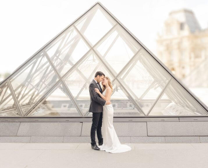 Destination wedding photographer, couple in Paris