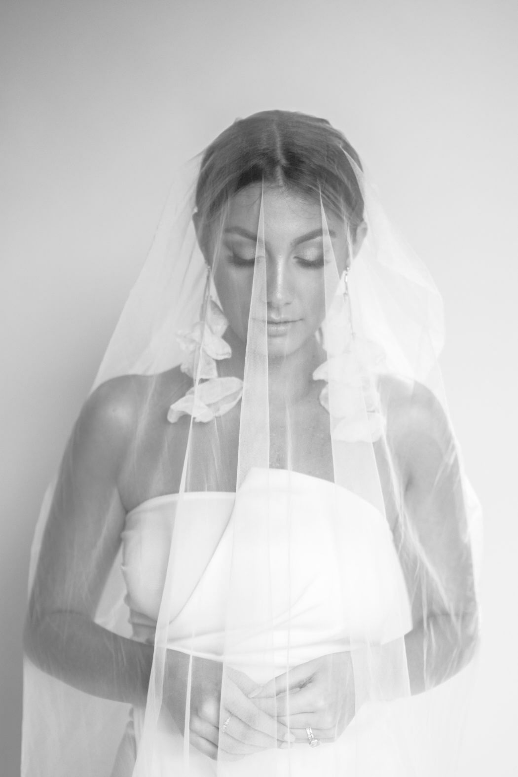 Candid wedding moment captured by Jordan Fox