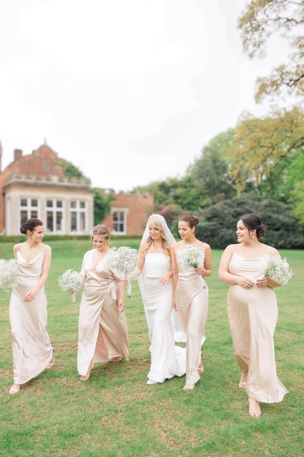 Candid wedding moment captured by Jordan Fox