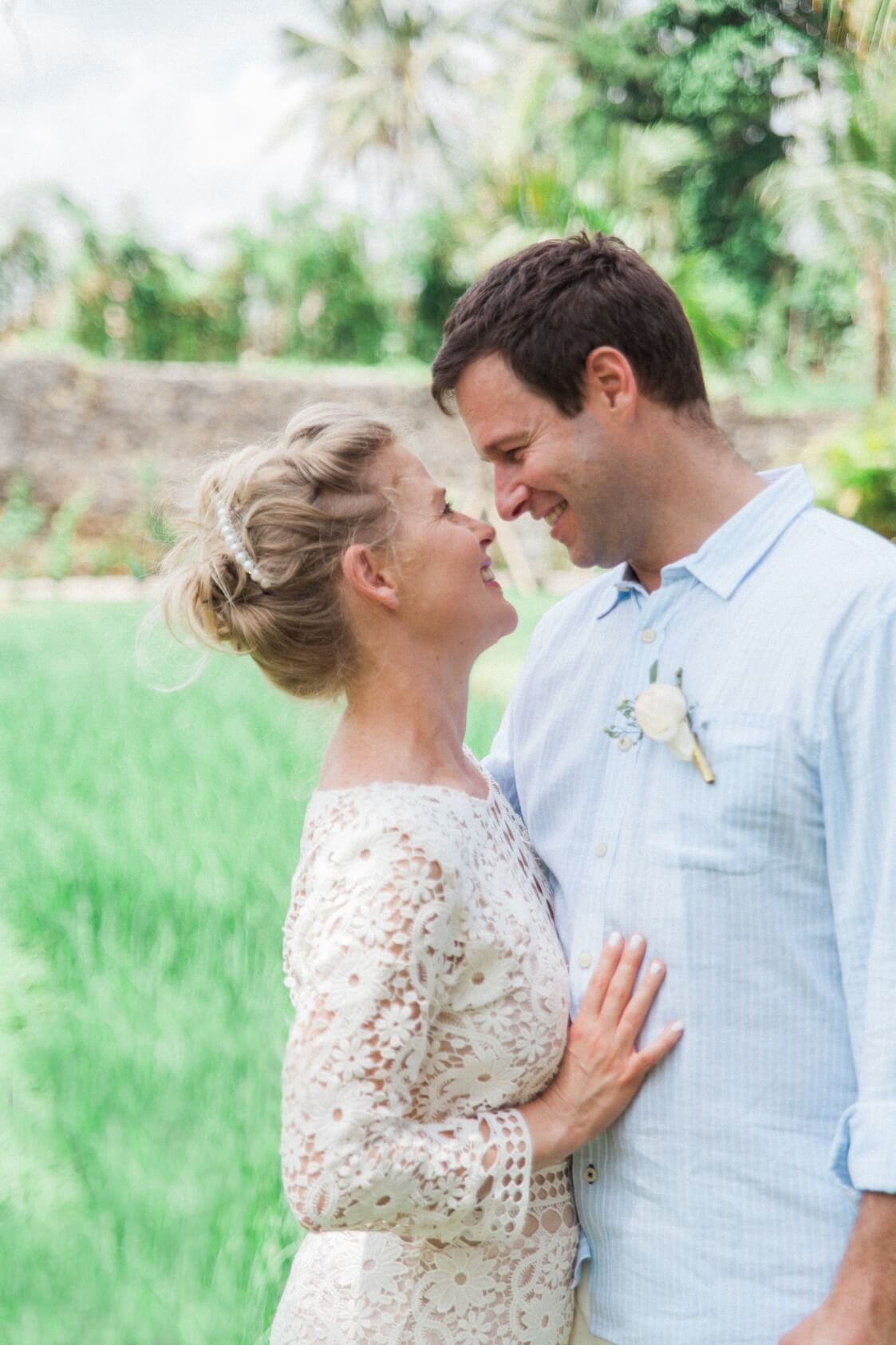 Destination wedding detail abroad