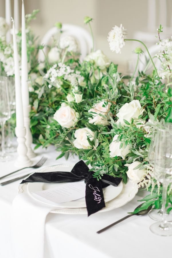 Wedding table decoration before the guests sit down
