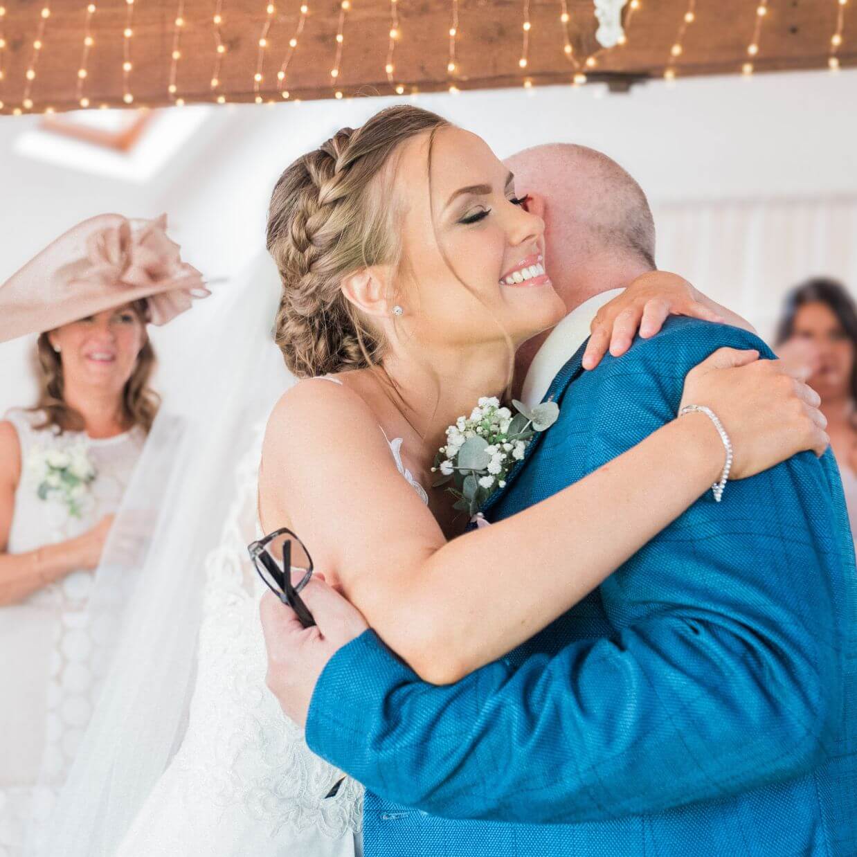 Light and airy wedding photography by Jordan Fox
