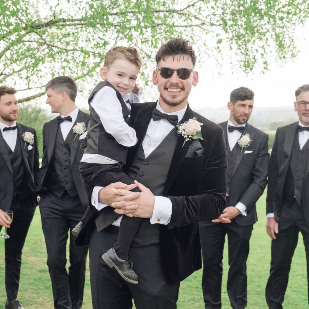 Natural wedding photography by Jordan Fox