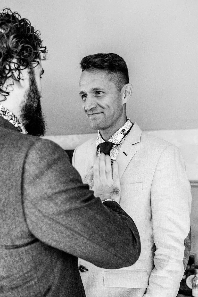 Intimate city wedding ceremony, London