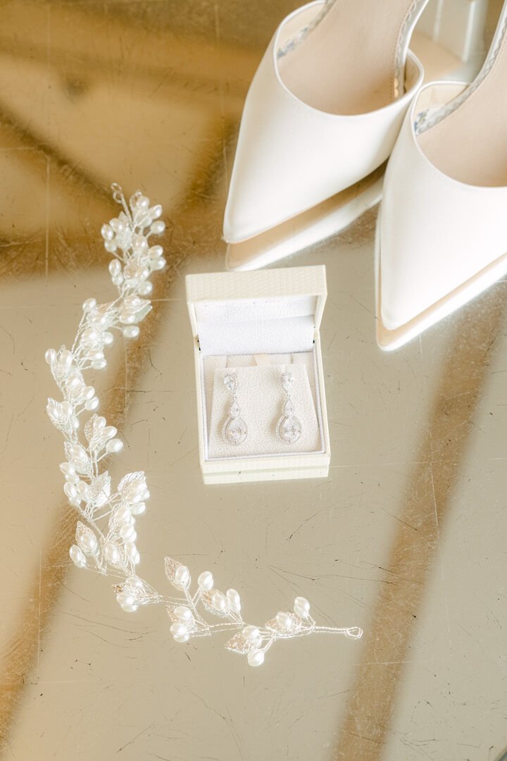 Bridal preparation detail at Mythe Barn