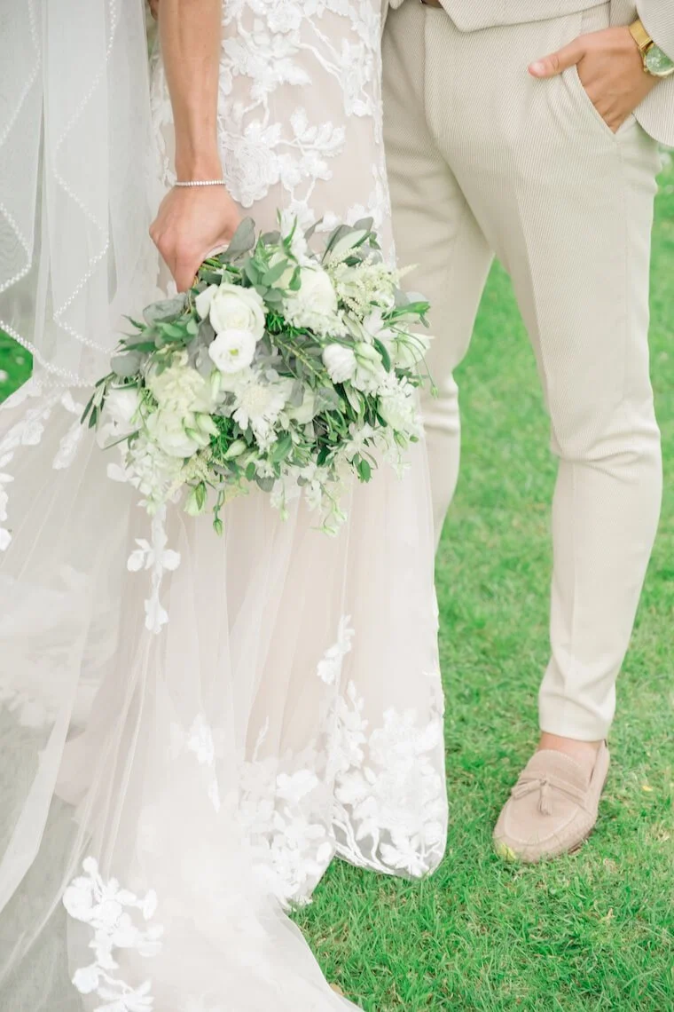 Bridal bouquet at Stratton Court Barn