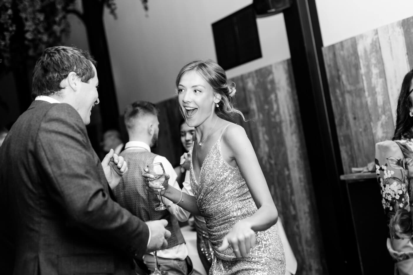 Packed dance floor at Foxtail Barns