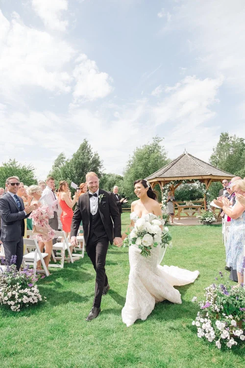 Just married at Manor Hill House