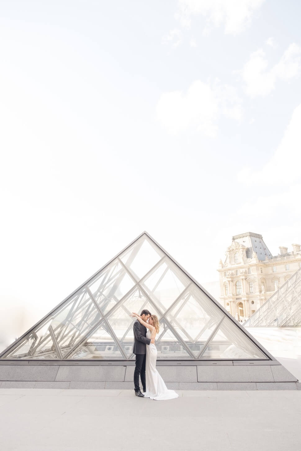 Destination wedding photographer, couple in Paris
