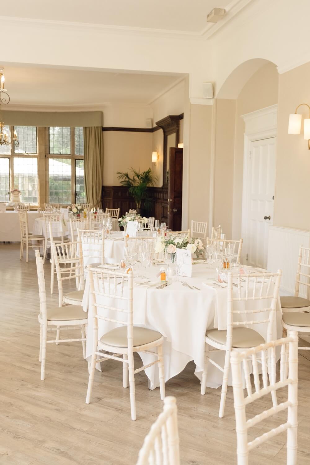 Table details in the breakfast room before the guests arrive