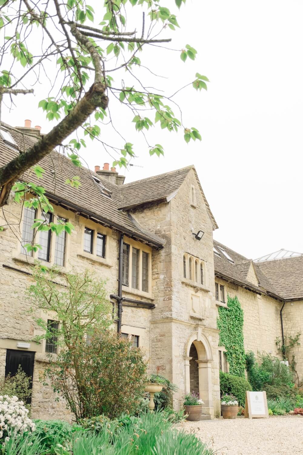 The Pear Tree wedding venue, Purton